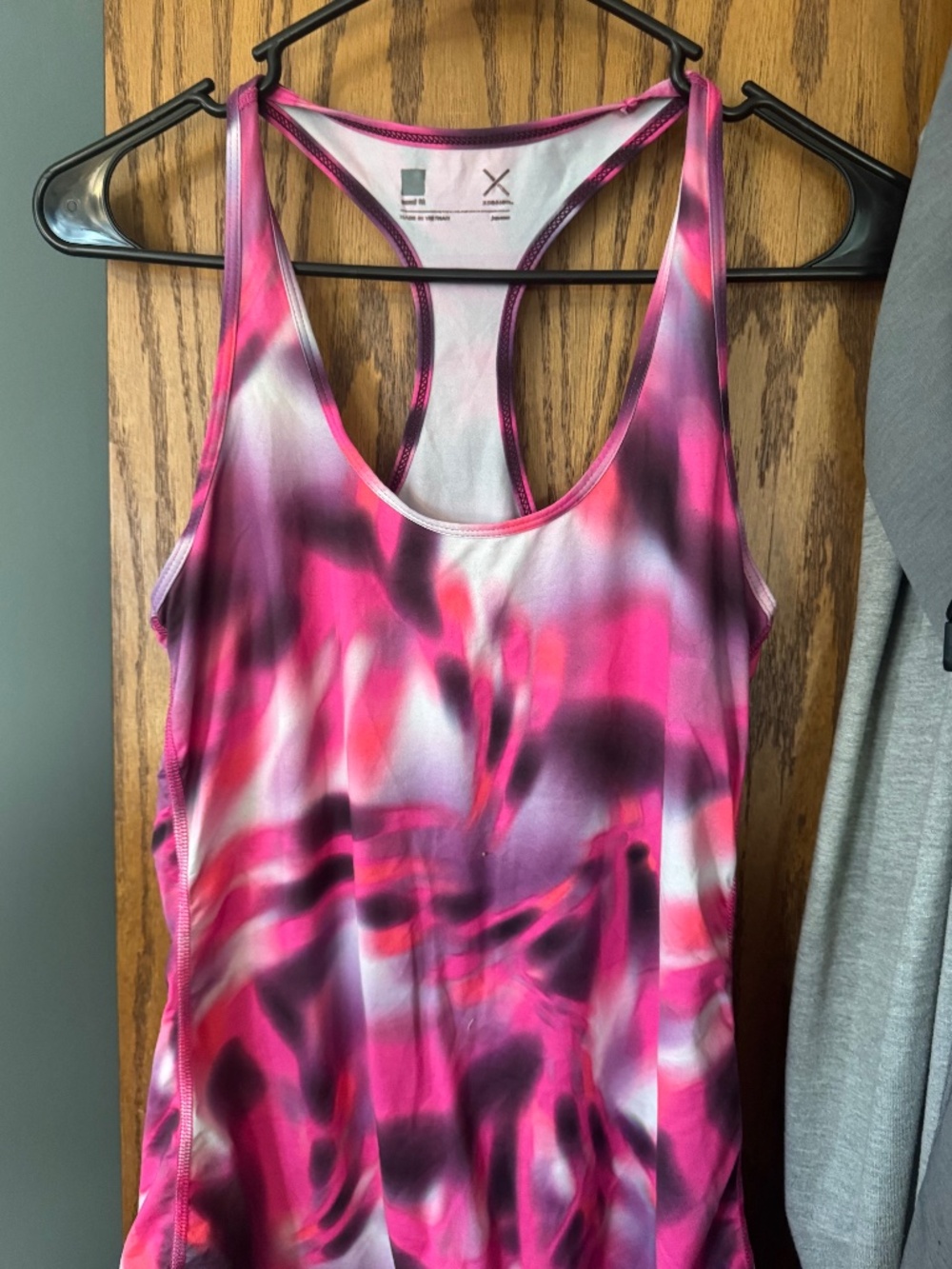 Women's tank top
